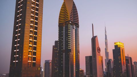 1. Travel to Dubai: A Complete Guide, Essential Tips, and Advice for First-Time Visitors