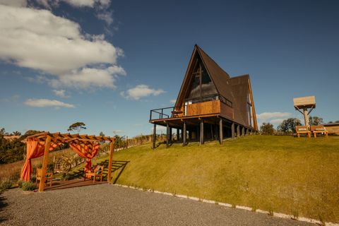 1. Glass Cabin Rentals Guide: Explore Unique Stays, Scenic Locations, and Essential Tips
