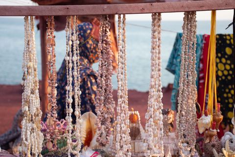 Caribbean Shell Necklaces: A Complete Guide to Traditional Designs, Styles, and Cultural Significance
